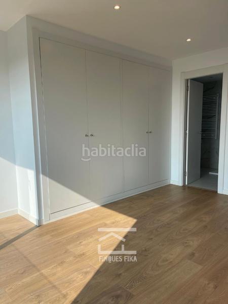 Foto 059aadf1-c579-4f20-85c4-e5b010d99f8c. Casa aparellada amb calefacció aparcament a Urbanitzacions Mataró