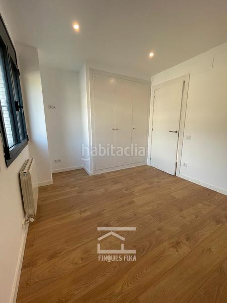 Foto 5cf5a934-3f84-4863-998e-b4e603388c31. Casa aparellada amb calefacció aparcament a Urbanitzacions Mataró