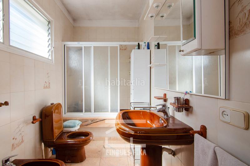 Foto 34057f8f-aa4a-4645-86a6-270d497e3ed7. Chalet avec cheminée chauffage parking piscine dans Argentona