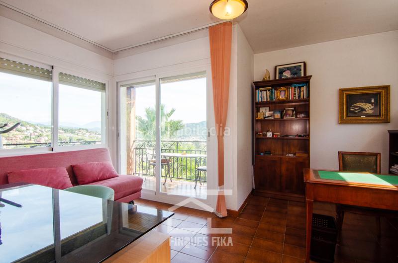 Foto 7a89e449-2bd7-4288-ae25-ec4197b94e7a. Chalet avec cheminée chauffage parking piscine dans Argentona