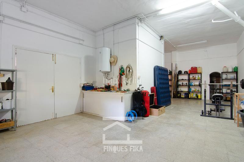 Foto 7ae0d17e-4f62-4134-8613-c0683916b8c3. Chalet avec cheminée chauffage parking piscine dans Argentona