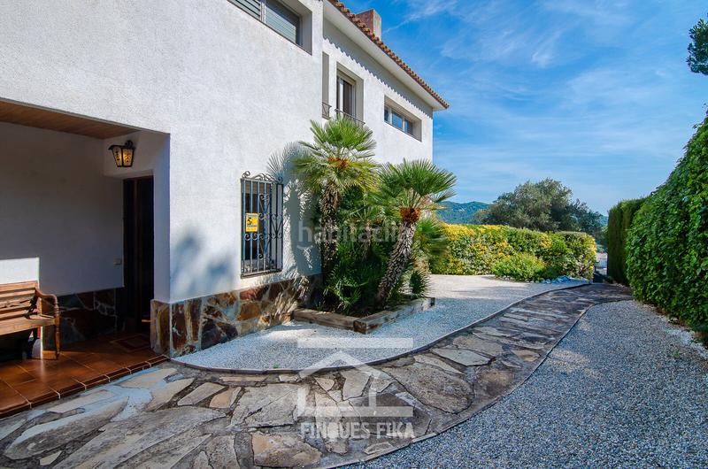 Foto b0e7d848-8834-43d9-90b5-a783c75c45bd. Chalet avec cheminée chauffage parking piscine dans Argentona