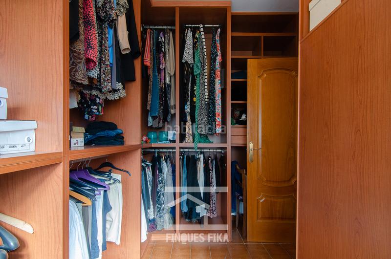 Foto d4272357-d2e6-463f-8fd1-e27322277f99. Chalet avec cheminée chauffage parking piscine dans Argentona