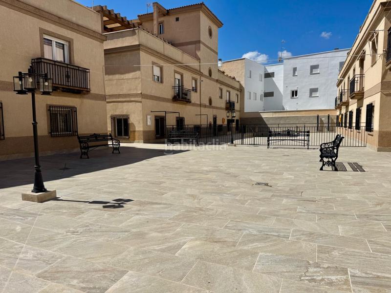 Foto d6c3f023-92d9-4da8-9066-805dac636c2d. Piso  en la entrada de las gabias con terraza y a 5 minutos andando del futuro metro en Gabias (Las)