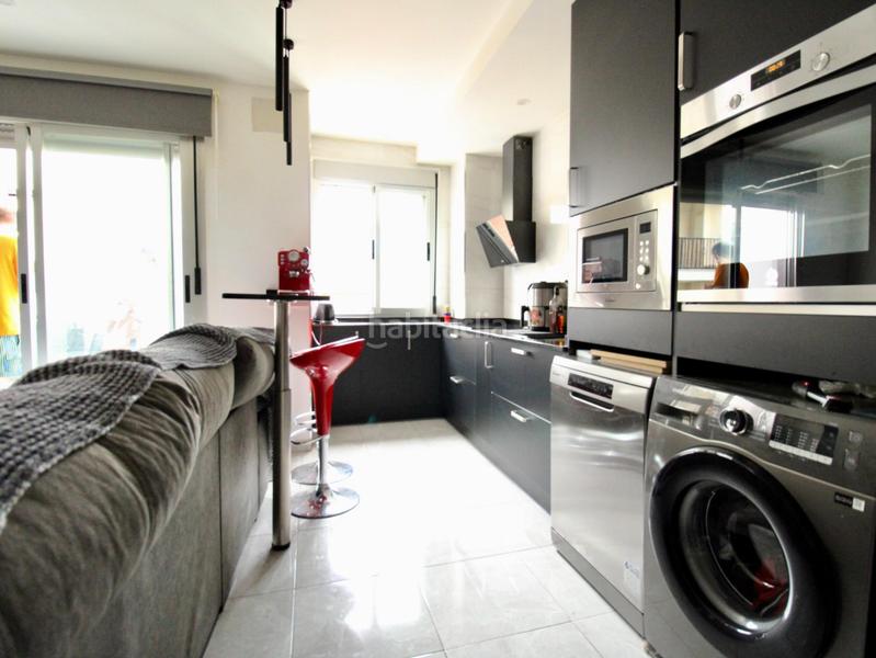 Foto a847d9ac-3465-4b88-8348-6a0b971577dc. Pis amb calefacció aparcament piscina a Atarfe