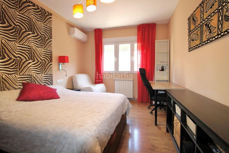 Foto 2e3de0ac-d996-4acc-bd90-2606dcff3b7e. Piso oportunidad única en el corazón ! piso de 3 dormitorios en la caleta en Granada