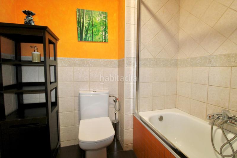 Foto c1cb08eb-62f9-49e3-a000-a7871ae86ce1. Piso oportunidad única en el corazón ! piso de 3 dormitorios en la caleta en Granada