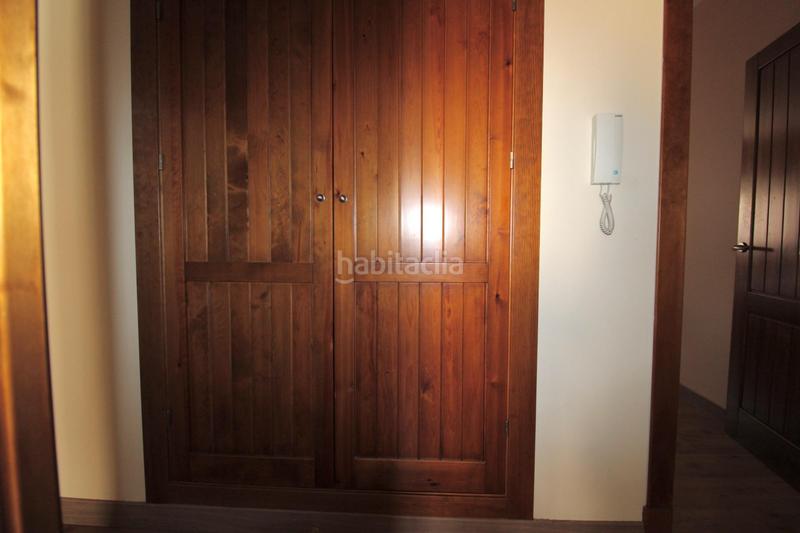 Foto e28ed23d-254d-4ad7-bcf2-ad8bbc7692cc. Piso oportunidad única en el corazón ! piso de 3 dormitorios en la caleta en Granada