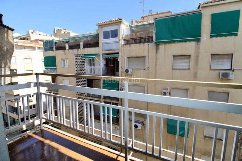 Foto f4eb57e2-5248-4df4-8abb-5e393dd72c3a. Piso oportunidad única en el corazón ! piso de 3 dormitorios en la caleta en Granada