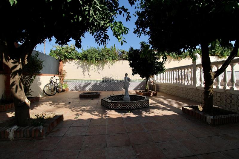 Foto 807d2d91-9ceb-4fd7-bba1-3f52b6d2a3d7. Chalet casa independiente en planta baja con piscina, porche con barbacoa y terrazamirador. en Alhendín