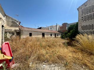 Wohngrundstück in Calle de Dulcinea
