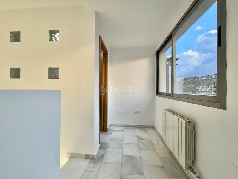 Foto a6eb1a86-c7a7-4ae4-8d61-938ef9e75318. Àtic amb calefacció aparcament a Poniente Armilla