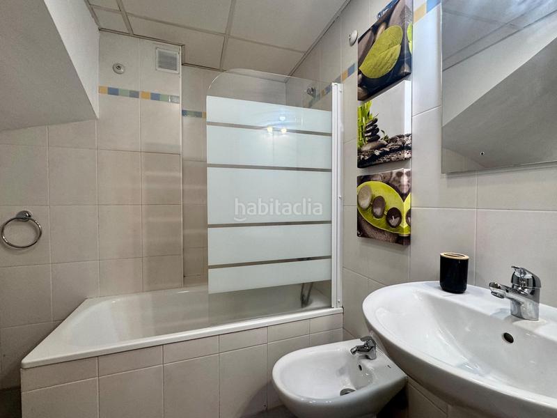 Foto f874e2a4-ce12-4c1c-a1bf-7d32f210a208. Àtic amb calefacció aparcament a Poniente Armilla