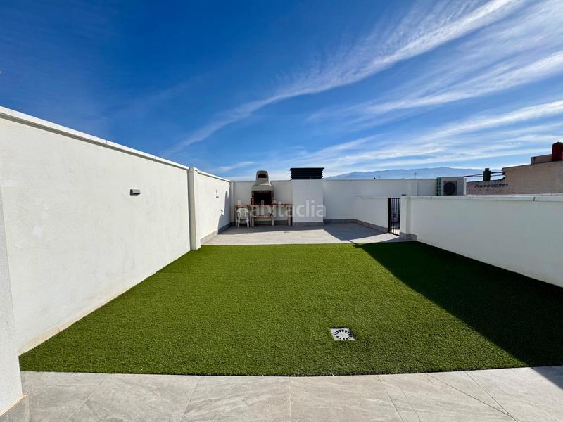 Foto 861cce53-0ff5-49a9-bccb-1aa63a9b346e. Appartamento con riscaldamento parcheggio piscina in Churriana de la Vega