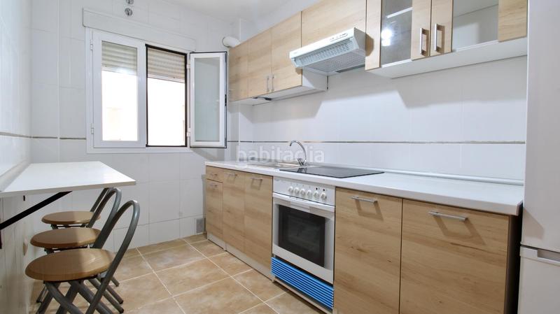 Foto 34062d8a-2b0d-4f8d-bd2b-297ba38d78e5. Appartamento in El Puerto - La Romanilla Roquetas de Mar