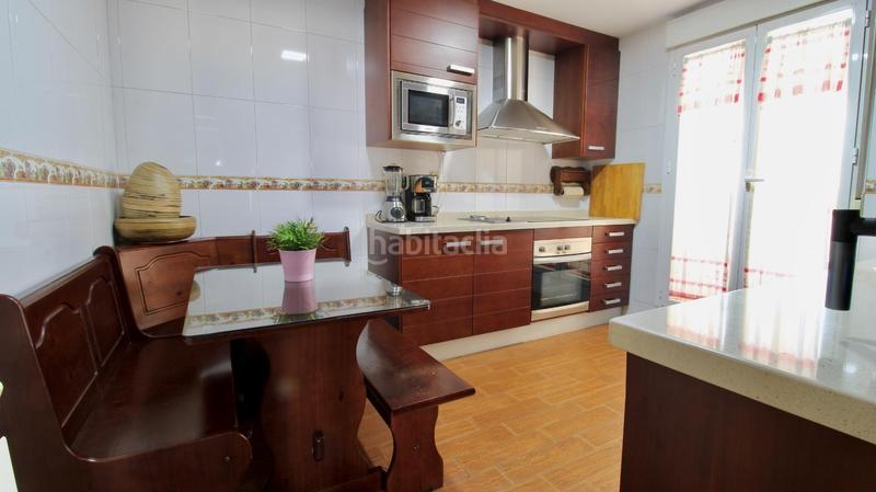 Foto 372cd3a3-b13f-4142-91b3-8ada16df313f. Dachwohnung mit heizung parking in Polideportivo Alhendín