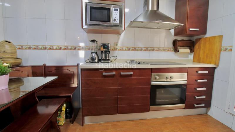 Foto 543dfb41-9e35-4343-9aca-ab69d7cb52d2. Dachwohnung mit heizung parking in Polideportivo Alhendín