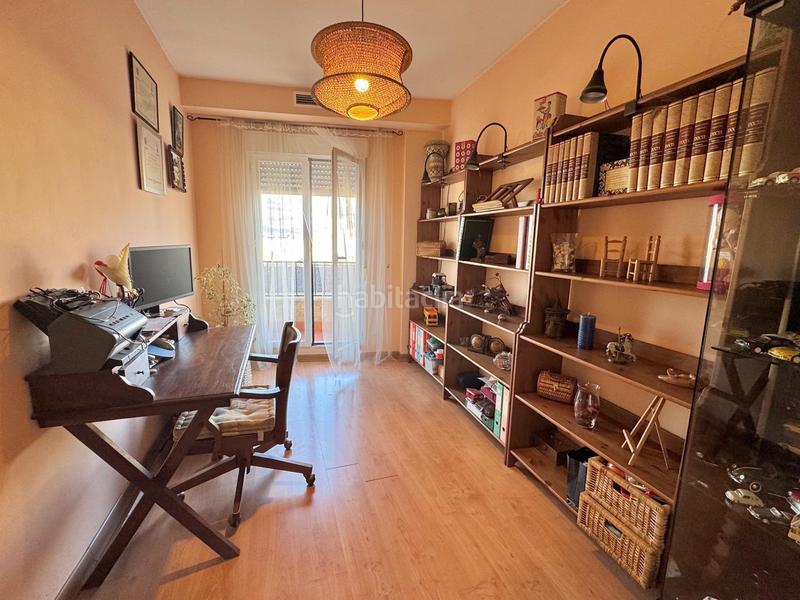 Foto dc9599ad-134d-4e25-8598-c6d8a804a86d. Dachwohnung mit heizung parking in Polideportivo Alhendín