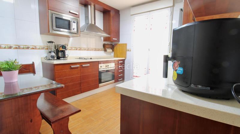 Foto f38c5962-8c65-40b0-89c1-1d07179e89eb. Dachwohnung mit heizung parking in Polideportivo Alhendín