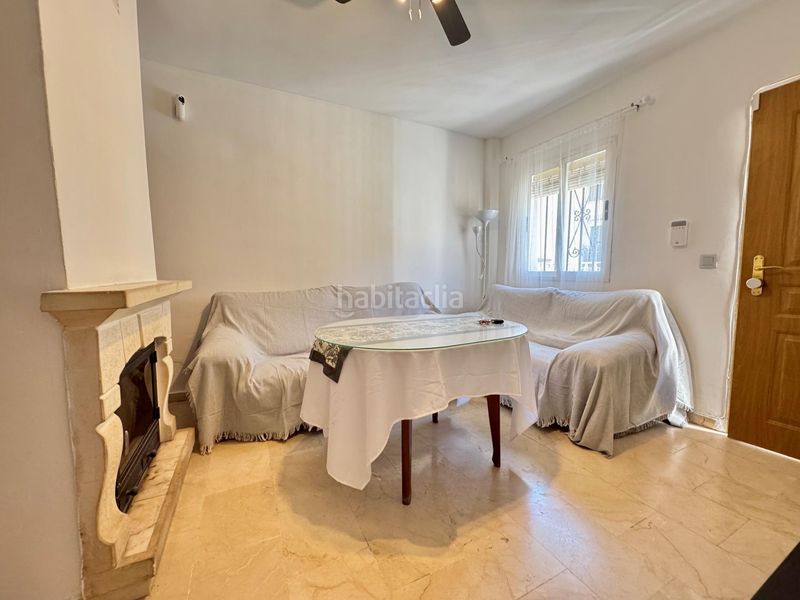 Foto f7d5e681-6ab1-4666-a0bd-46d1c2139d80. Casa adossada amb piscina a Pulianas