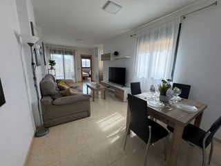 Pis a Calle calle de las higueras, 95 95. Piso reformado con vistas al mar y licencia turística en la envi