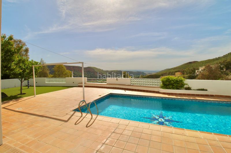 Foto 4137c505-9da9-40a0-b9dd-f925d7f211c8. Xalet amb calefacció aparcament piscina a Cenes de la Vega