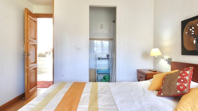 Foto f46eabb8-1a35-46c5-ba96-4679edee716a. Xalet amb calefacció aparcament piscina a Cenes de la Vega