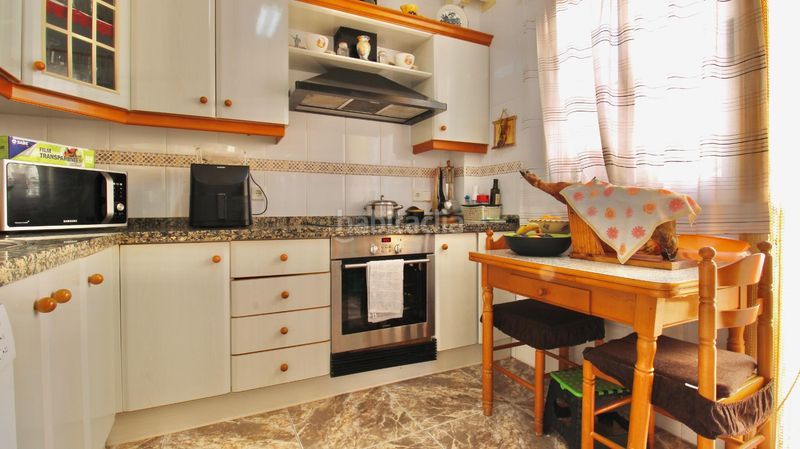 Foto b216fb98-9778-4ee5-b5e5-dd1b54f08b18. Casa adossada amb aparcament a Aguadulce Sur Roquetas de Mar