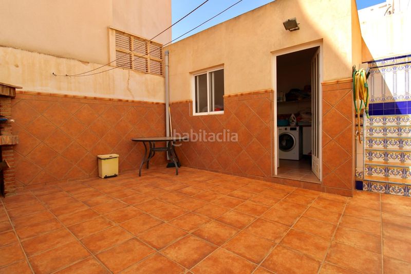 Foto b56392bf-8cf3-4f1a-9f4d-e5bf85c26d0e. Casa adossada amb aparcament a Aguadulce Sur Roquetas de Mar