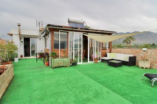Edificio  Calle calle cuesta del álamo. Espectacular edificio de 366 m2 en dúrcal espacio, diseño y vist