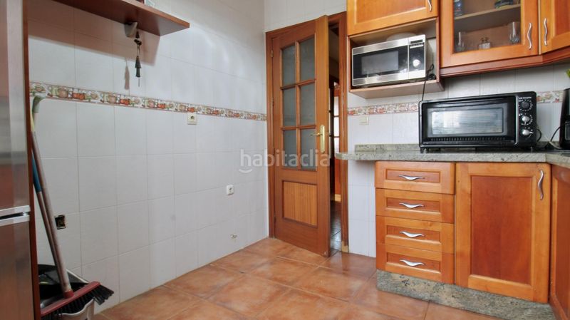 Foto 319379a4-6ab1-4cd2-8d90-9bc3c7c82e6d. Casa adossada amb aparcament a Belicena Vegas del Genil