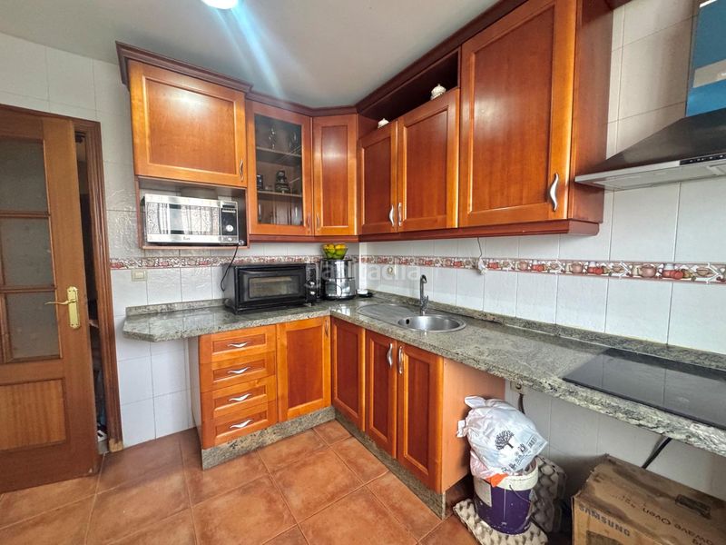 Foto 67f2f257-712f-4a7d-b3d5-969c5d668b37. Casa adossada amb aparcament a Belicena Vegas del Genil