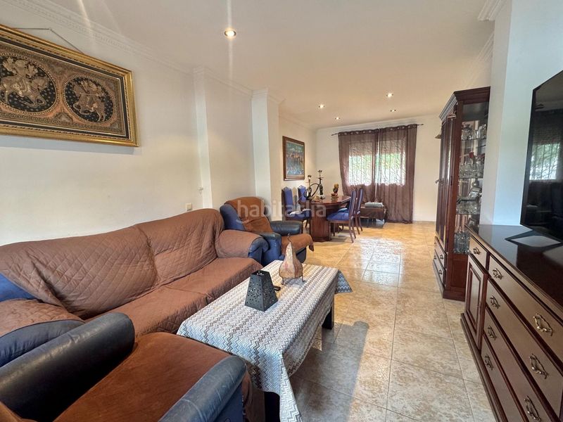 Foto e168ae33-bbaa-42a0-b393-7f64b9d57aaf. Casa adossada amb aparcament a Belicena Vegas del Genil