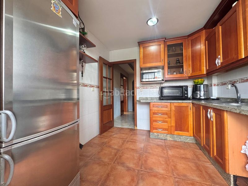 Foto e1a3602f-ed16-485f-bc18-e650502e78b6. Casa adossada amb aparcament a Belicena Vegas del Genil