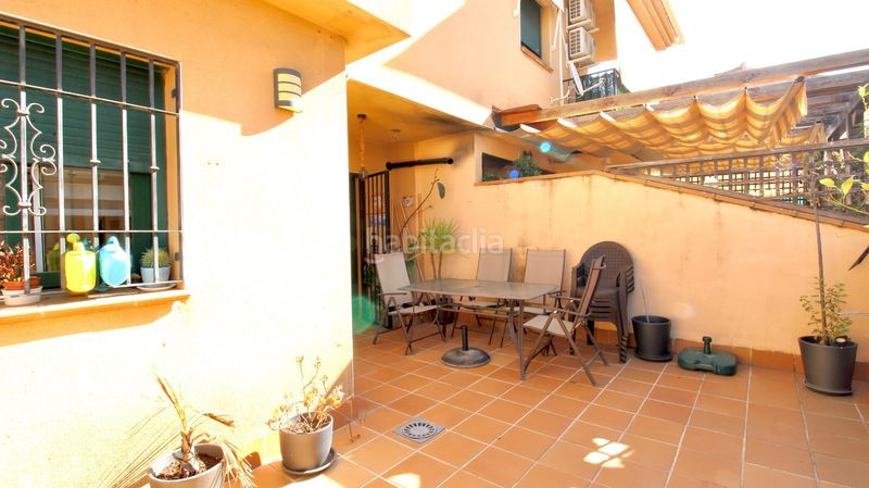 Foto ae374a6a-1d61-4a23-b888-439a40d5d0b9. Casa adossada amb aparcament a Urbanizaciones Alhendín