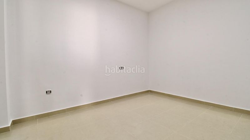 Foto 1f0c46cb-fa66-4d8e-9ca9-bc4d93672c9e. Pis amb aparcament a Atarfe