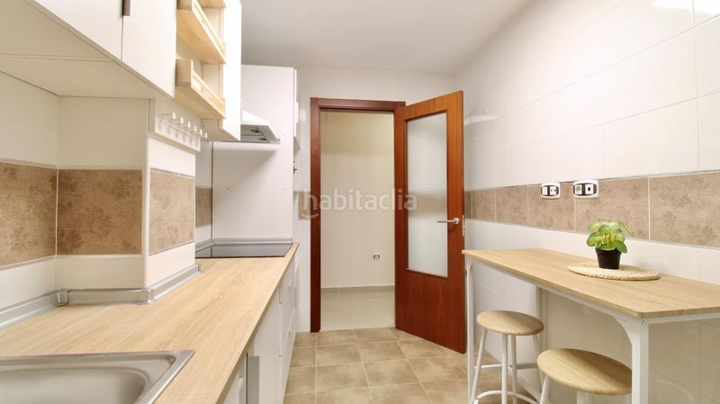 Foto 4d0989ff-c080-46a9-8e3f-ce2e4bcc38fd. Pis amb aparcament a Atarfe