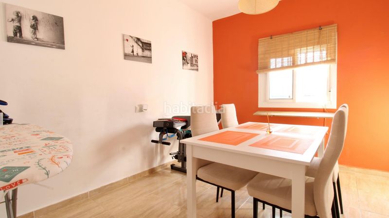 Foto 0aa0a25a-49ce-4a05-bbe7-ef73732e0317. Casa amb aparcament a Albuñol