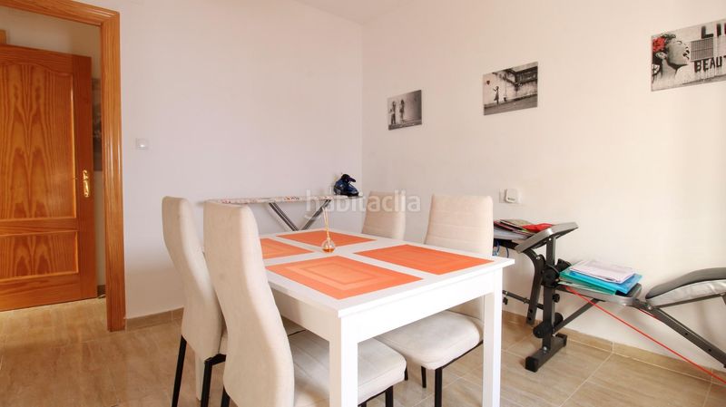 Foto 2bac7d85-3e7d-48e3-91b9-ba6895923a70. Casa amb aparcament a Albuñol