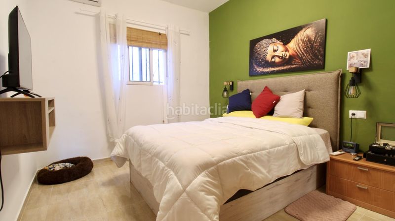 Foto baa9fce0-e302-4f2a-9a47-cf54e2fce9ff. Casa amb aparcament a Albuñol