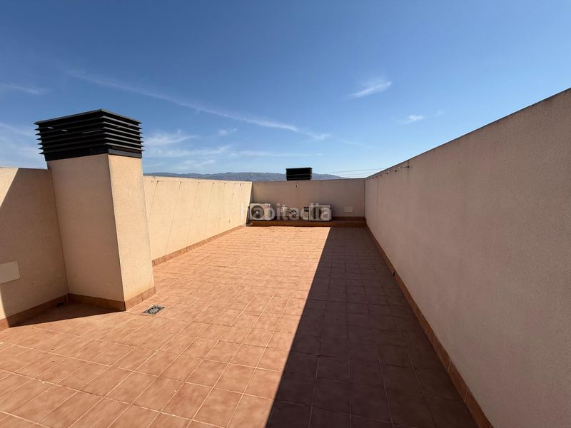 Foto 63b06970-008d-40dd-9015-9cc0e0007bc1. Penthouse in calle olivos (r) 22 in Roquetas pueblo Roquetas de Mar