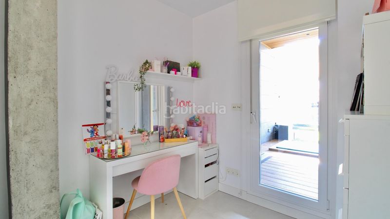 Foto e2f7a163-e87c-4cbe-80e3-ec9f505084c8. Casa adossada amb calefacció aparcament piscina a Armilla