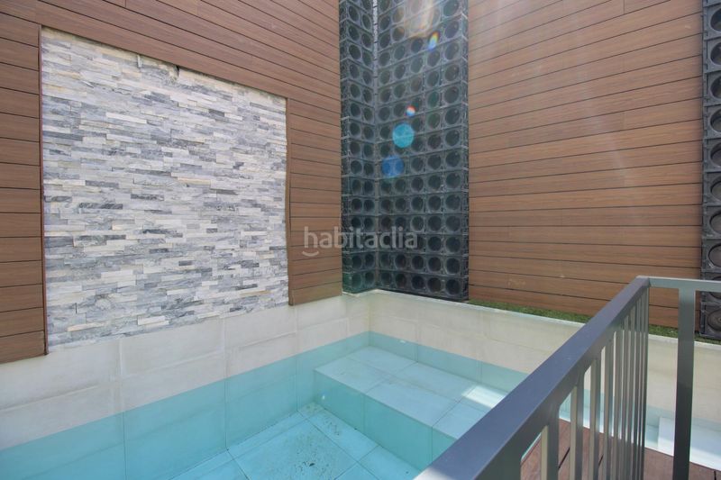 Foto e7d6a6d1-ba54-48e9-98b0-badfba4a17f7. Casa adossada amb calefacció aparcament piscina a Armilla