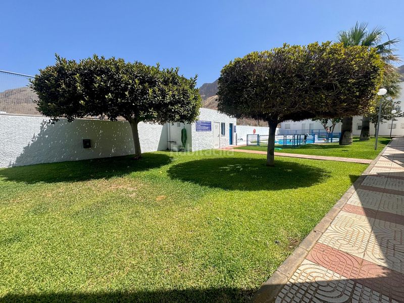 Foto a67a5543-3366-40f2-90e5-16622eb61d6e. Casa adossada amb aparcament piscina a Aguadulce Norte Roquetas de Mar
