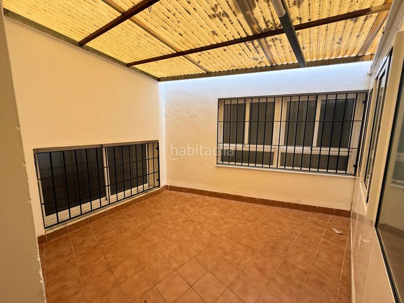 Foto f4169892-f96d-4c98-89d2-5b8ff9b523e0. Planta baixa a calle calle santa isabel 10 a La Gangosa Vícar