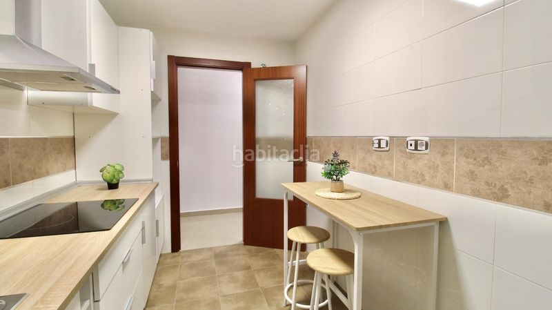 Foto c352f517-a943-4383-b2a1-4c65971fa6b3. Flat with parking in Atarfe