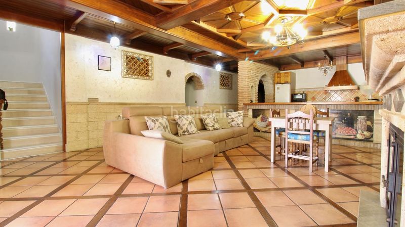 Foto 076fa4db-189d-4119-871d-05788021a1bd. Xalet amb aparcament a Alfacar
