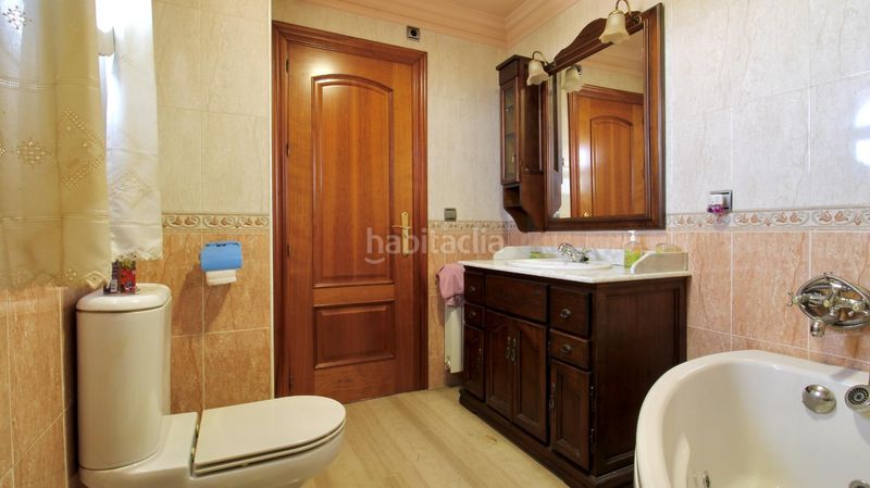 Foto 4403f410-85ec-4493-a3b9-1c502a61e476. Xalet amb aparcament a Alfacar