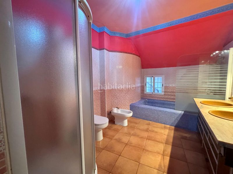 Foto bc971a6d-f2b2-4e13-aaf1-e261b2f955b7. Xalet amb aparcament a Alfacar