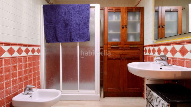 Foto f95b0aa0-bd70-47e2-a7f3-ba8d0a8c453a. Xalet amb aparcament a Alfacar